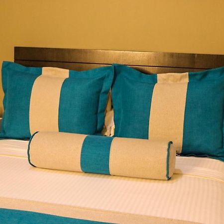 Hotel Medellin Gold Екстер'єр фото