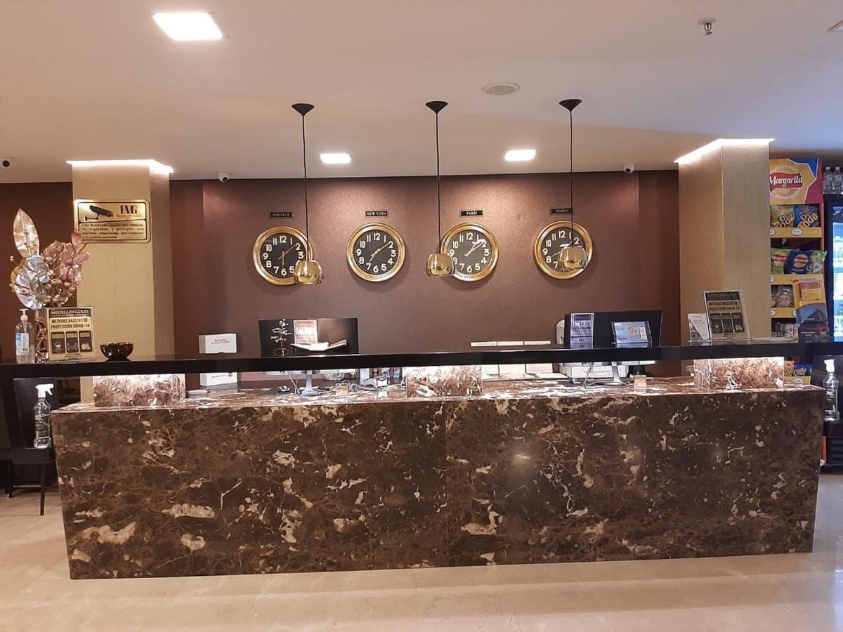 Hotel Medellin Gold Екстер'єр фото