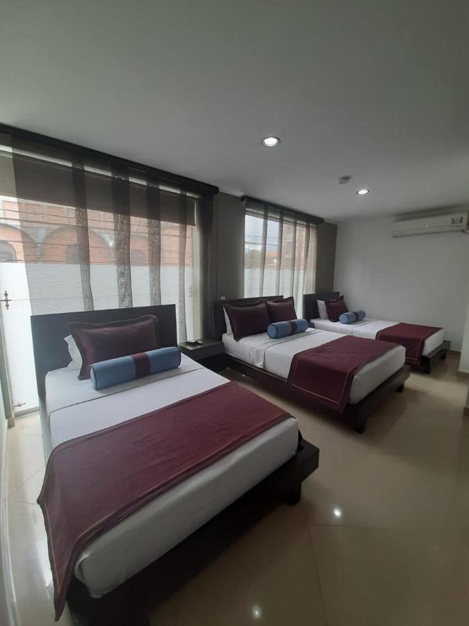 Hotel Medellin Gold Екстер'єр фото