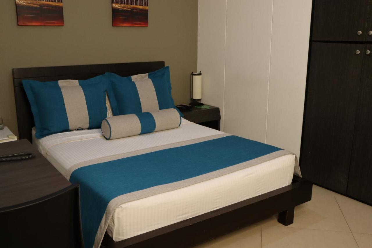 Hotel Medellin Gold Екстер'єр фото