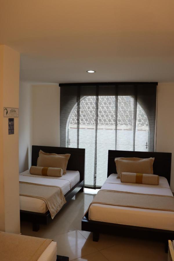 Hotel Medellin Gold Екстер'єр фото