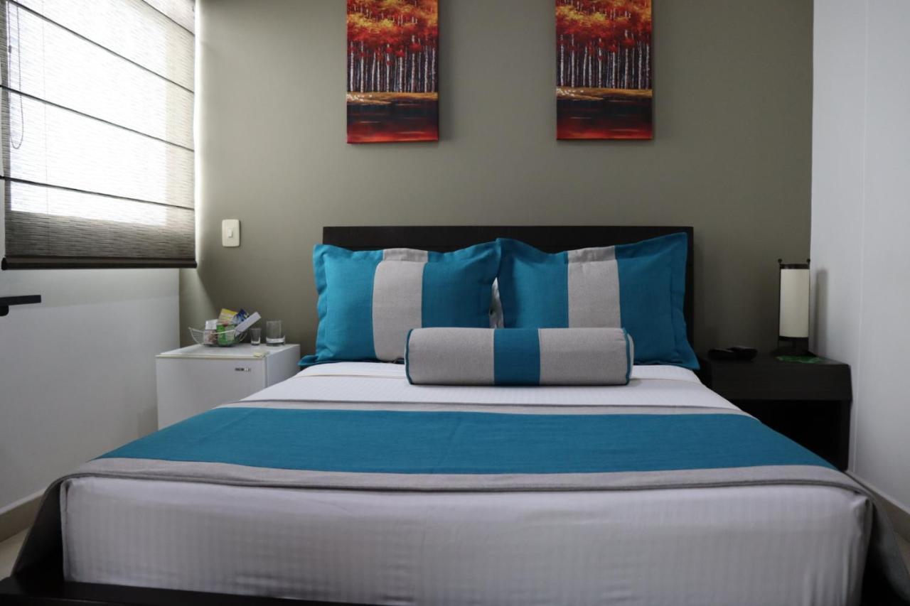 Hotel Medellin Gold Екстер'єр фото
