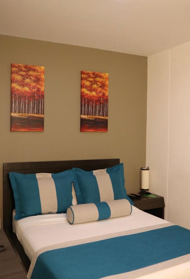 Hotel Medellin Gold Екстер'єр фото
