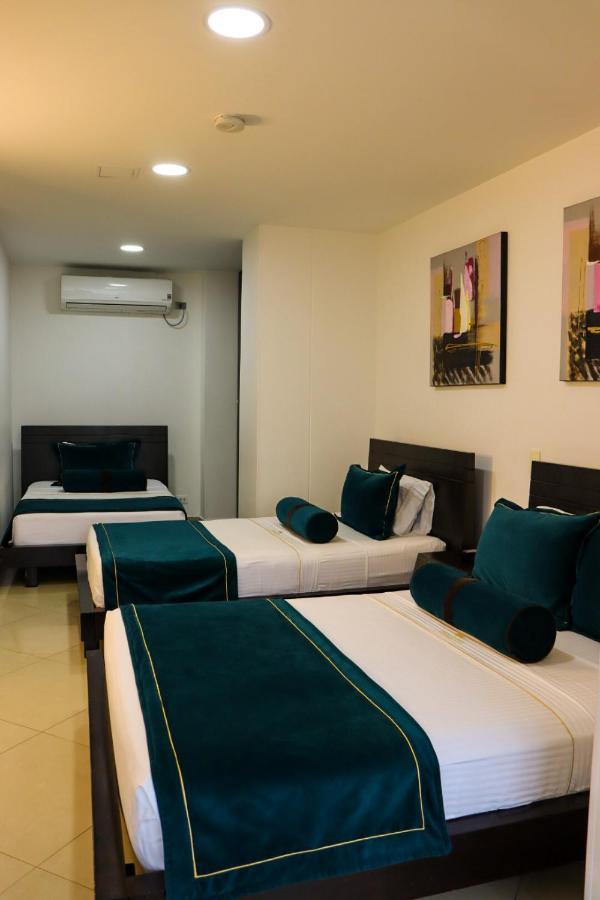 Hotel Medellin Gold Екстер'єр фото