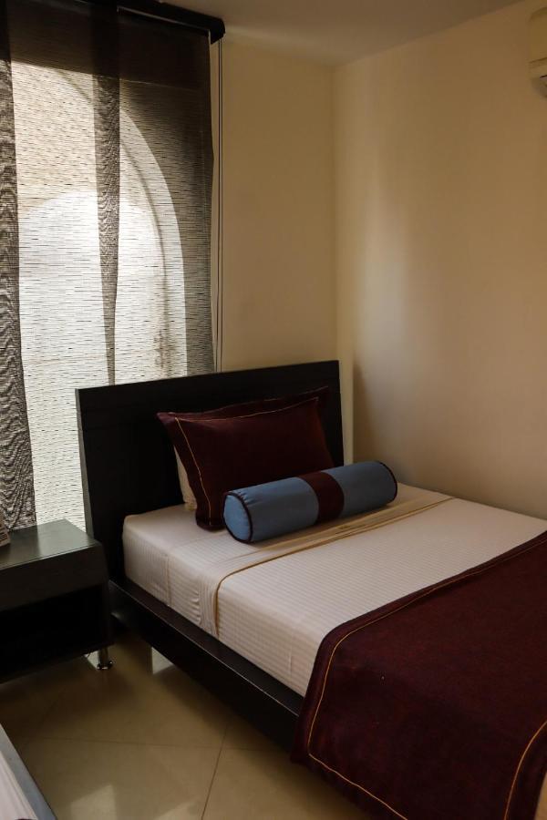 Hotel Medellin Gold Екстер'єр фото
