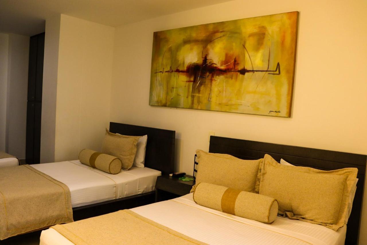 Hotel Medellin Gold Екстер'єр фото
