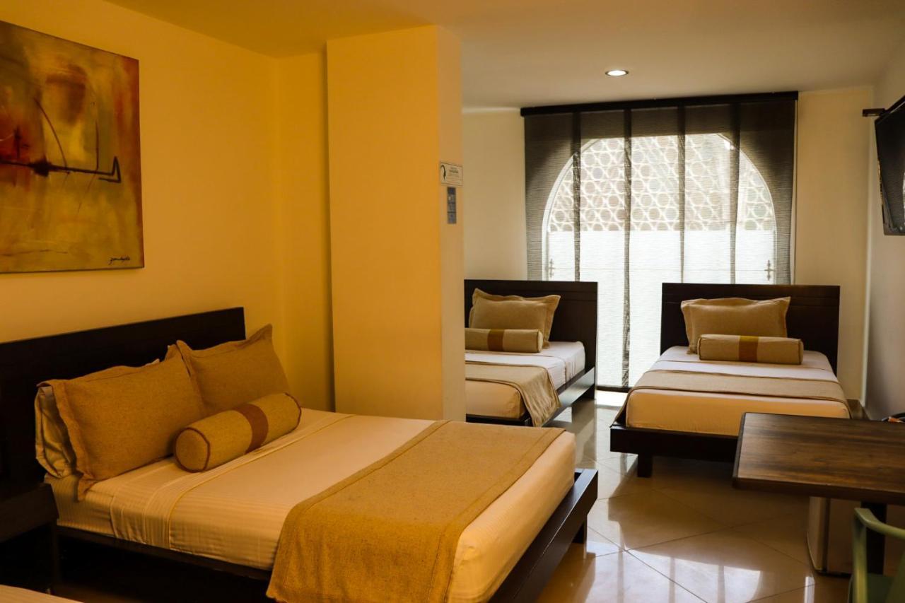 Hotel Medellin Gold Екстер'єр фото