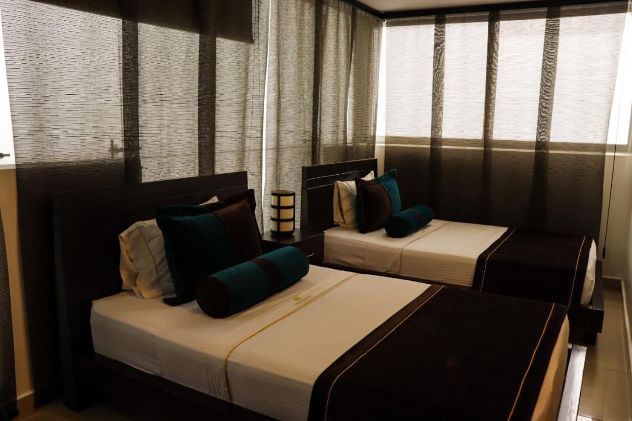 Hotel Medellin Gold Екстер'єр фото