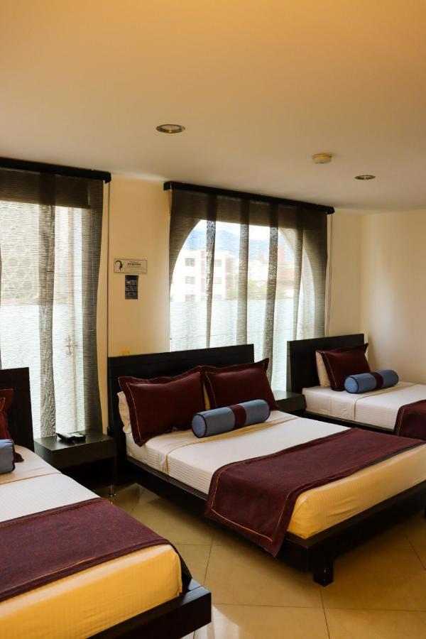 Hotel Medellin Gold Екстер'єр фото