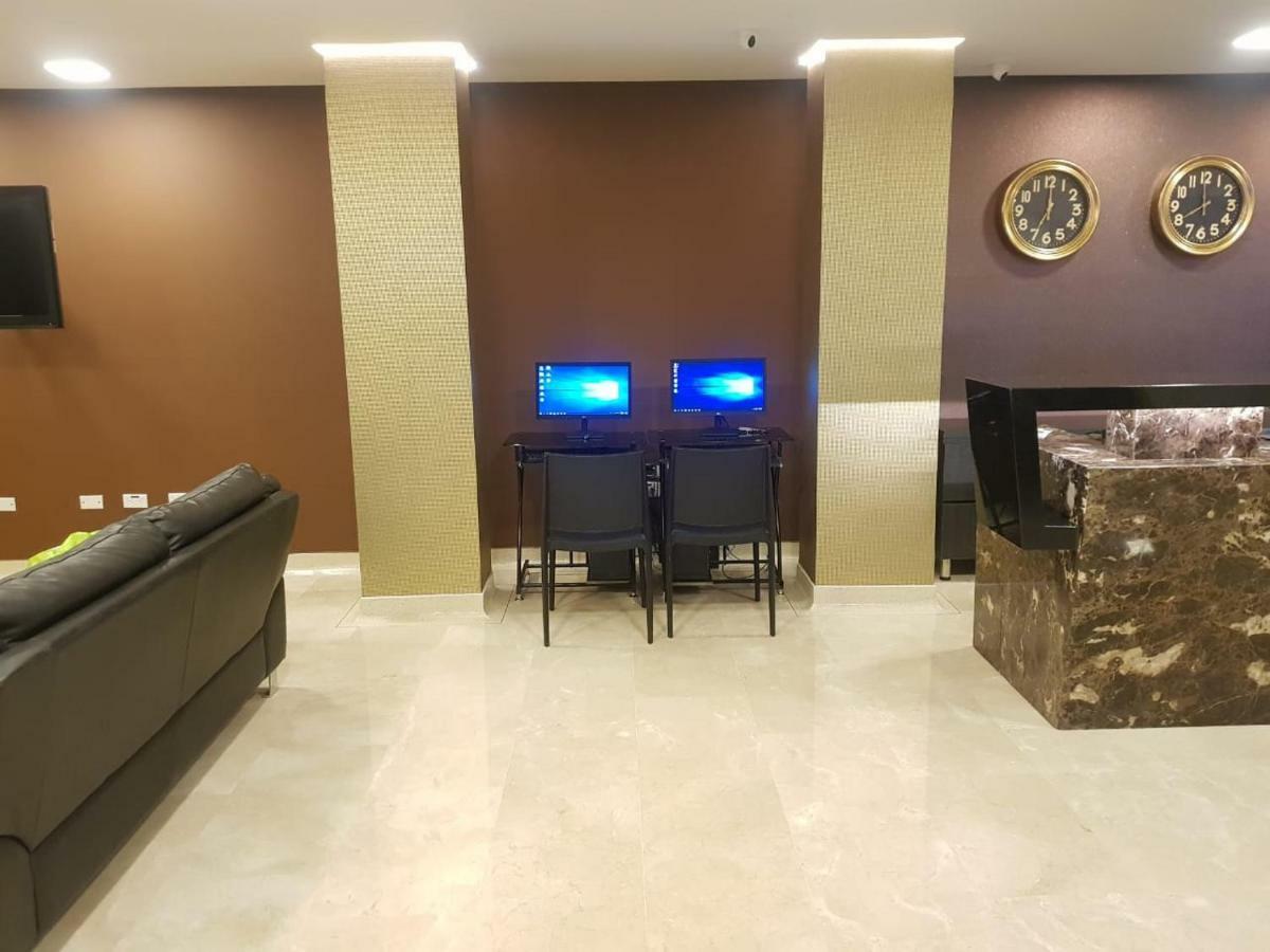 Hotel Medellin Gold Екстер'єр фото